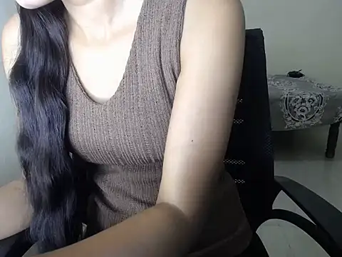 shreya sharma01 online show from April 9, 2026, 5:29 am