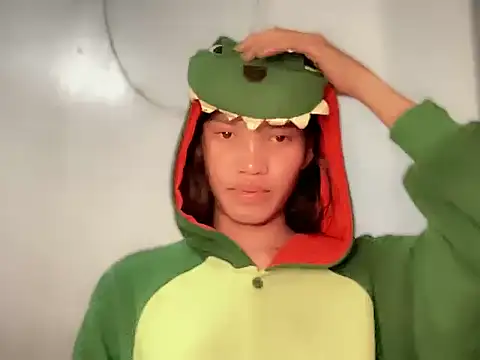 Yourgoddess jayve online show from March 23, 2026, 6:28 am