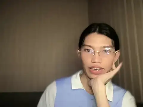 Yourgoddess jayve online show from July 20, 2026, 6:28 am