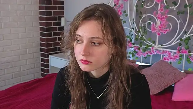 RubieHeiser online show from April 17, 2026, 9:56 am