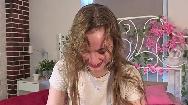 RubieHeiser online show from April 21, 2026, 9:59 am