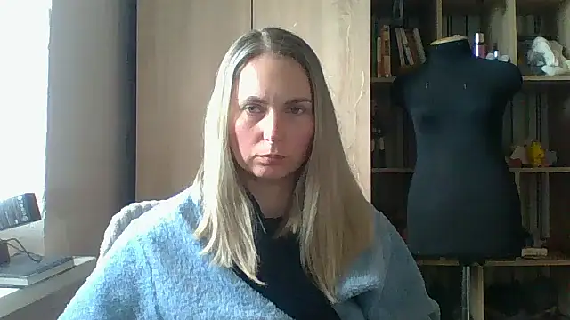 Mollie365 online show from March 24, 2026, 10:42 am