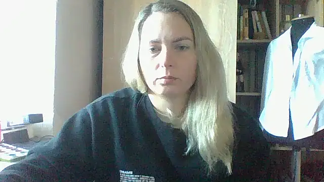 Mollie365 online show from April 7, 2026, 5:30 am