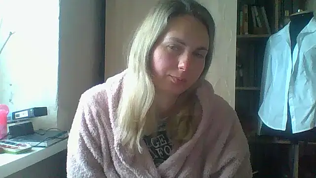 Mollie365 online show from April 9, 2026, 10:20 am