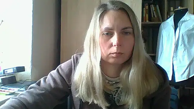 Mollie365 online show from April 10, 2026, 8:41 am