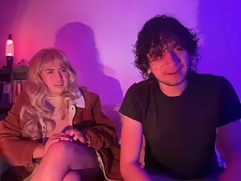 Snapshot of NickMellow chatting on March 12, 2026, 7:47 am NickMellow online show from March 12, 2026, 7:47 am