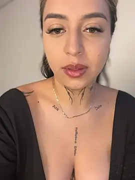 CarolQueen1  online show from March 17, 2026, 1:03 pm