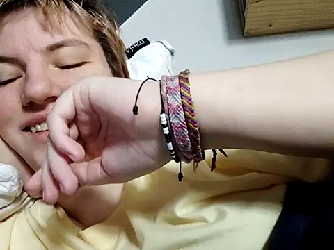 thatcutesubgirlwlw online show from March 27, 2026, 8:20 am