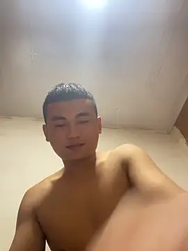 xiaocui06 online show from April 14, 2026, 1:06 pm