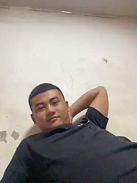 xiaocui06 online show from April 15, 2026, 11:50 am