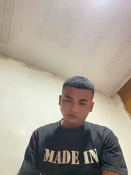 xiaocui06 online show from April 23, 2026, 12:40 pm