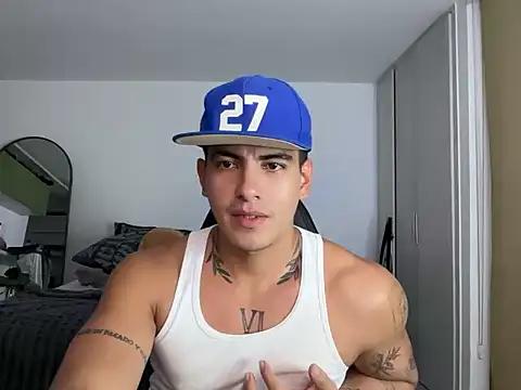 Maurice2309 online show from July 17, 2026, 10:36 pm