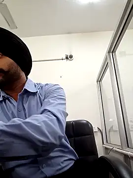 Parm randhawa online show from March 18, 2026, 9:56 am