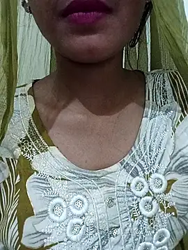 Snapshot of Barbie_Aasnoor chatting on March 14, 2026, 4:07 am Barbie Aasnoor online show from March 14, 2026, 4:07 am