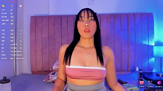 ValeriaRey  online show from March 29, 2026, 8:20 pm