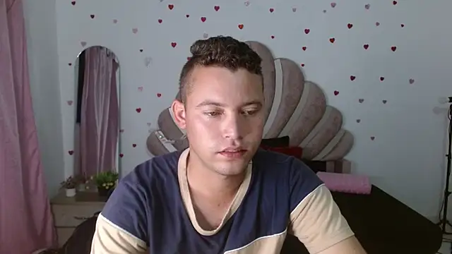 sven fox723 online show from May 14, 2026, 1:07 pm