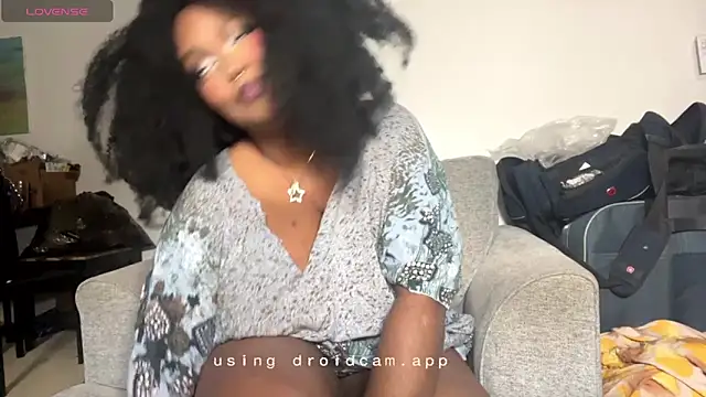 Snapshot of juicy_janet chatting on May 1, 2026, 7:40 pm juicy janet online show from May 1, 2026, 7:40 pm