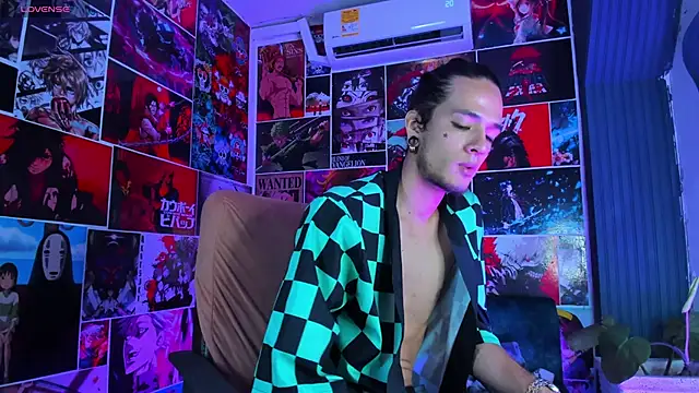 Skinny Mac online show from May 14, 2026, 12:28 am