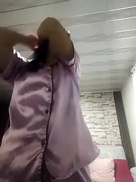 Camillemonroe  online show from April 26, 2026, 8:34 am