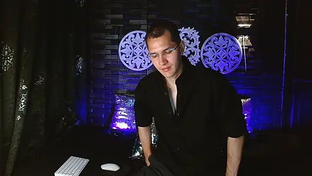 MilanDavid1 online show from March 27, 2026, 5:45 pm