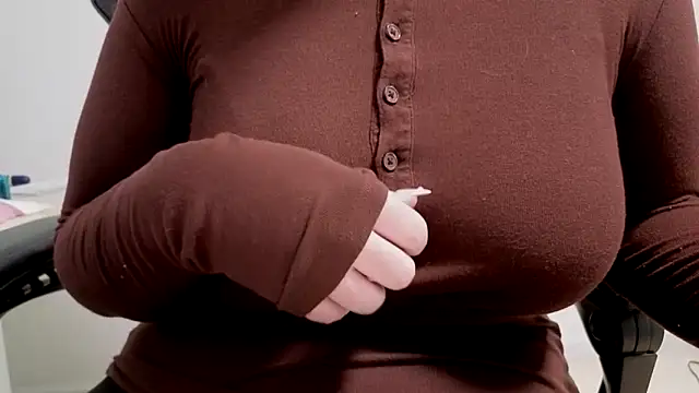 blaire noelle online show from March 24, 2026, 8:47 pm