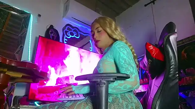 candy aass online show from July 26, 2026, 10:16 pm