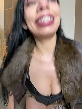 Queen Chanel XXX online show from May 12, 2026, 7:33 pm