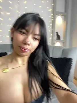 Queen Chanel XXX online show from May 26, 2026, 8:05 pm