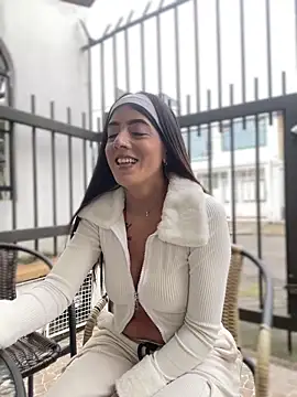 Electra Pinkk online show from March 27, 2026, 1:55 pm