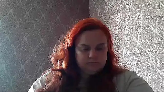 DollyGersonn online show from May 19, 2026, 6:42 am