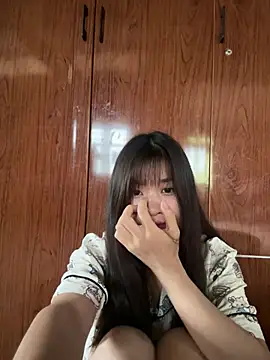 Cum-withyou online show from July 6, 2026, 6:32 am