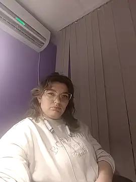 Angelika l online show from March 13, 2026, 6:09 am