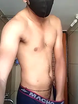 Snapshot of Roy3_2 chatting on April 5, 2026, 1:58 am Roy3 2 online show from April 5, 2026, 1:58 am