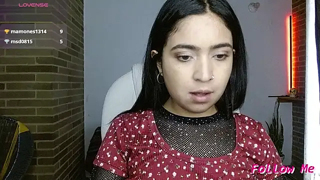 sweet-little online show from March 18, 2026, 6:55 pm