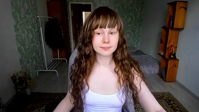 NikiCozy online show from June 25, 2026, 2:22 am