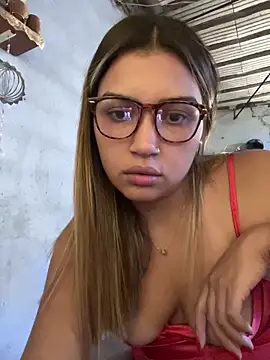 miicbebita online show from March 26, 2026, 5:29 pm