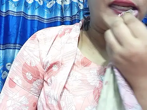 Emma 4433 online show from March 13, 2026, 5:41 pm