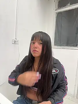 Snapshot of Danni_teen chatting on March 16, 2026, 1:26 pm Danni teen online show from March 16, 2026, 1:26 pm