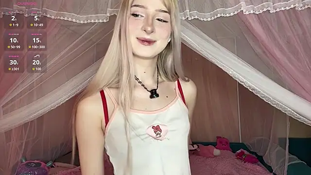 OnlyEva1 online show from May 25, 2026, 8:42 am