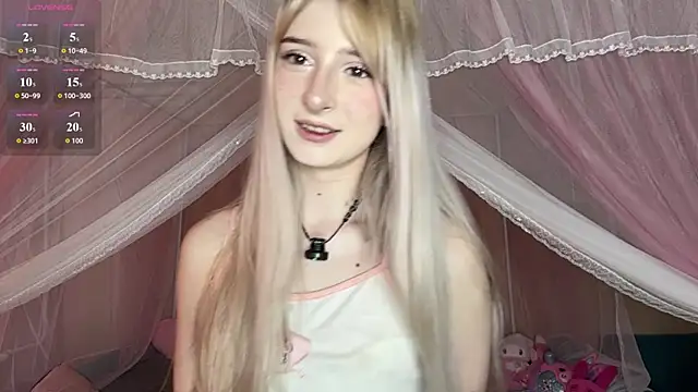 OnlyEva1 online show from June 6, 2026, 8:41 am