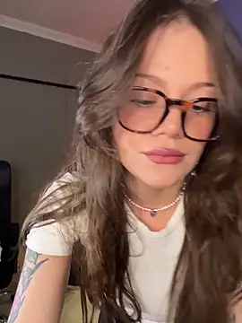 Tallulah Kinky online show from May 29, 2026, 7:45 pm