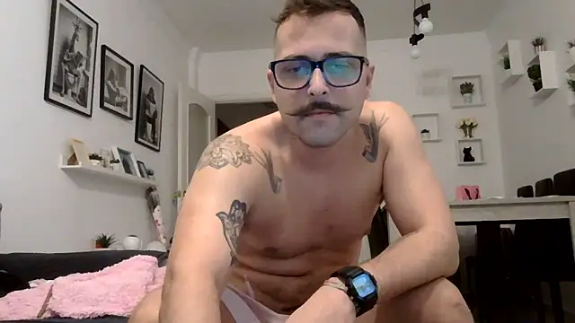 yanick931 online show from May 11, 2026, 11:02 pm