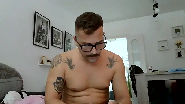 yanick931 online show from June 11, 2026, 2:59 pm