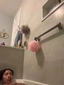 LatinaLoka online show from March 12, 2026, 3:34 am