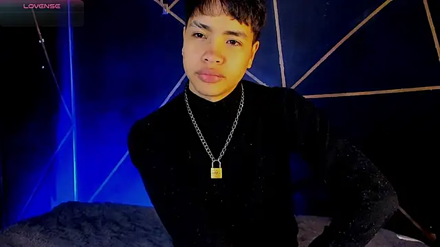Lee Colee online show from April 30, 2026, 11:31 pm
