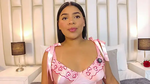 lilly williamss online show from April 15, 2026, 3:46 am