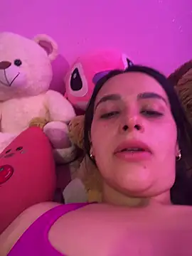 Snapshot of leila_moretti chatting on March 31, 2026, 5:35 pm leila moretti online show from March 31, 2026, 5:35 pm