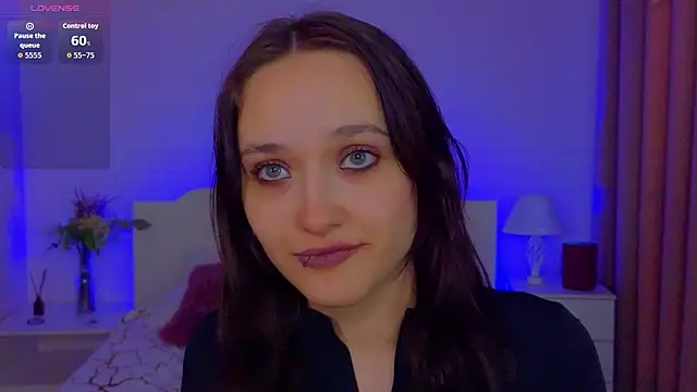 DarcyBlackwood online show from March 16, 2026, 2:39 am