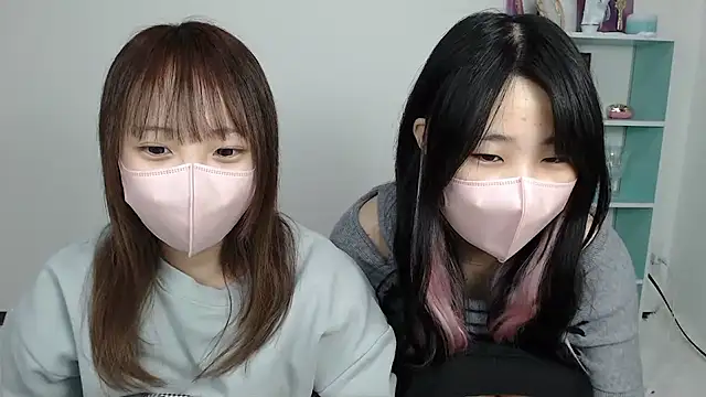 mayu nyann online show from April 15, 2026, 9:27 am