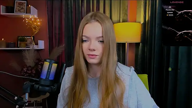 maddy moah online show from April 28, 2026, 5:01 am